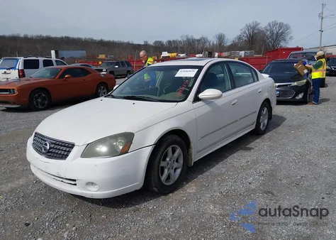 2005 Nissan Altima 2.5 S z USA, uszkodzony, nr VIN 1N4AL11D25N486850